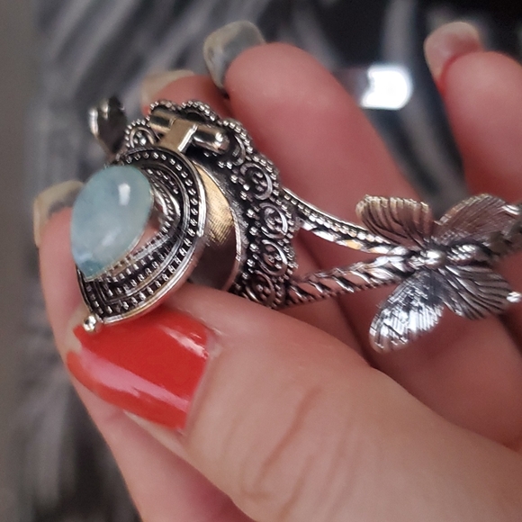 New Rainbow Moonstone 925 Silver Butterflies Poison Cuff Bracelet. - Picture 9 of 12